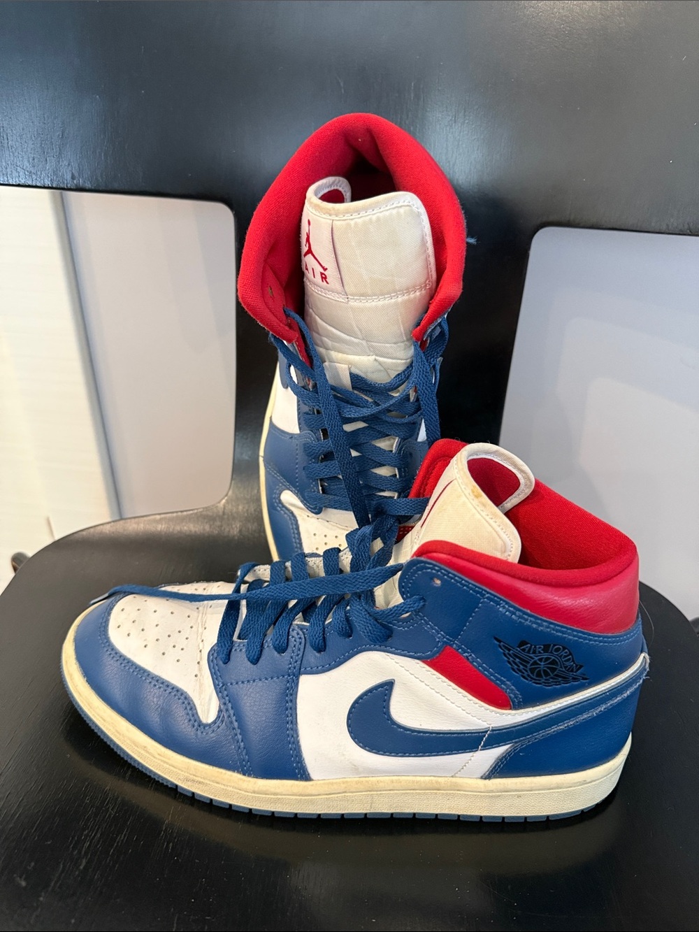 Nike Air Jordan 1 Mid - Blue White Red
